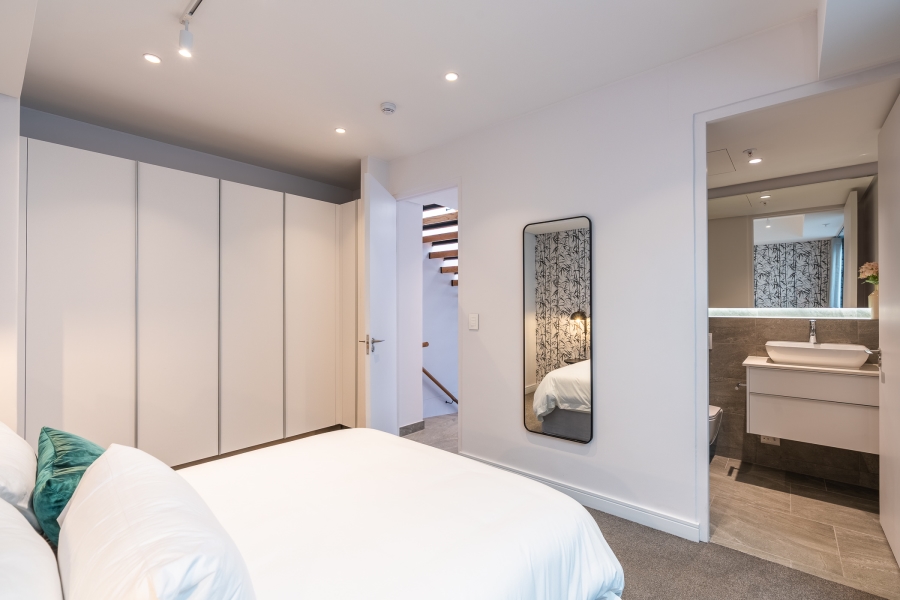 2 Bedroom Property for Sale in Cape Town City Centre Western Cape
